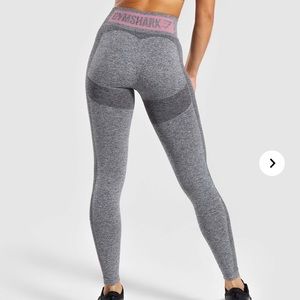 Gymshark- high waisted flex leggings in pink/grey